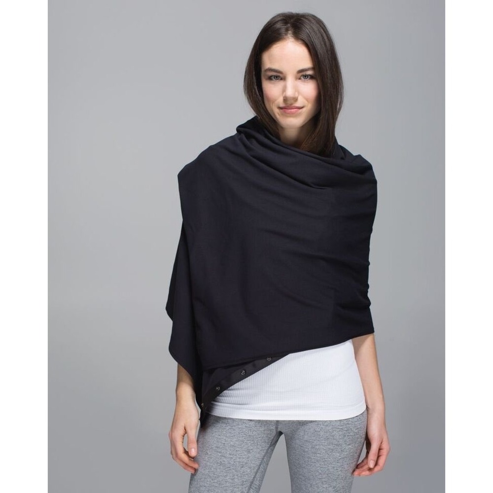 Lululemon Vinyasa Scarf Black Rulu Snap Infinity Wrap LW9MCDS BLK O/S NEW